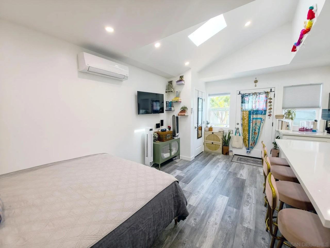 3080 Ivy St - Photo 7 of 11