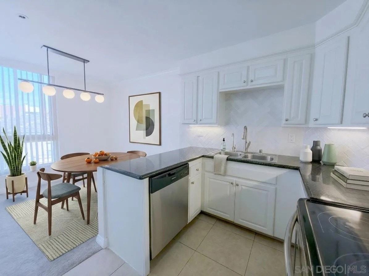 3939 Illinois St #3D - Photo 4 of 24
