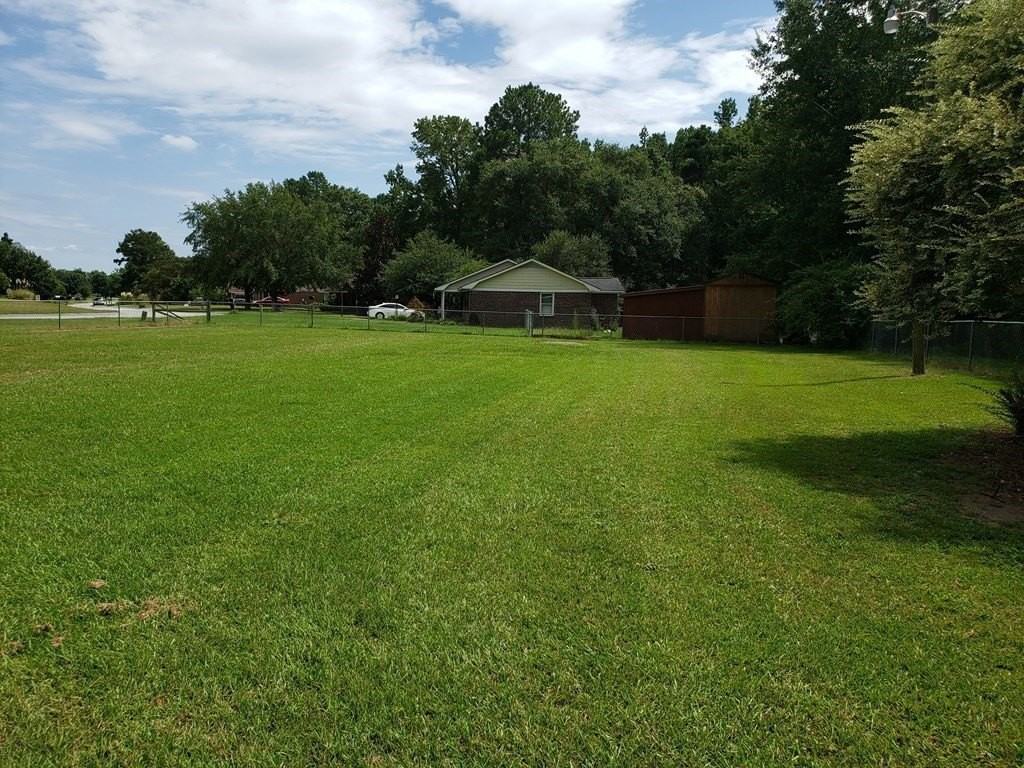 5050 Queen Chapel Rd - Photo 3 of 11