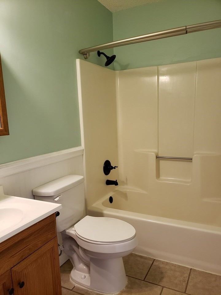 5050 Queen Chapel Rd - Photo 7 of 11
