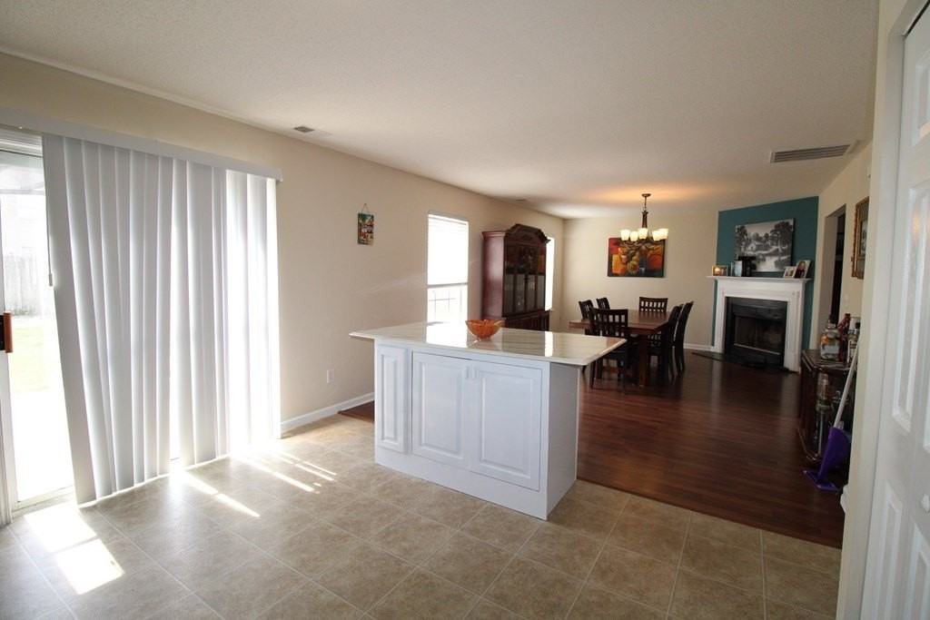 1724 Polaris Dr - Photo 5 of 18
