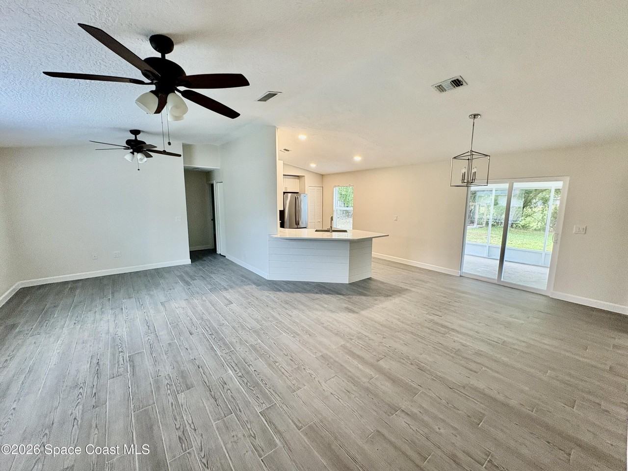 1274 Coral Reef Ave Nw - Photo 3 of 28
