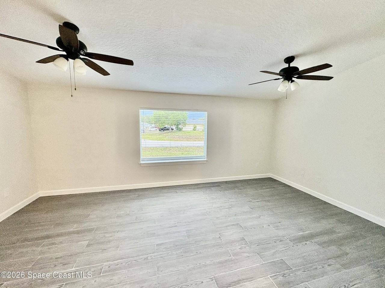 1274 Coral Reef Ave Nw - Photo 4 of 28