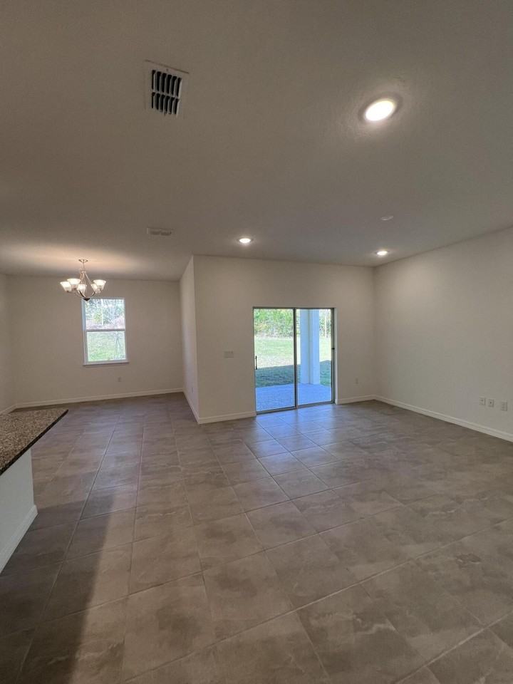 246 Brookshire Ave - Photo 2 of 15