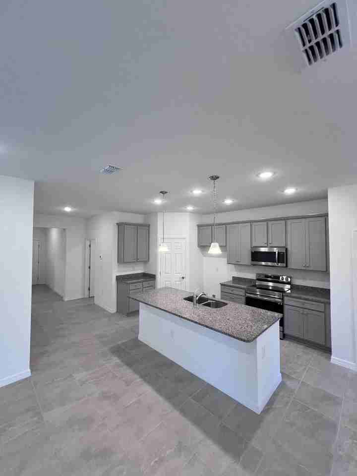 246 Brookshire Ave - Photo 3 of 15