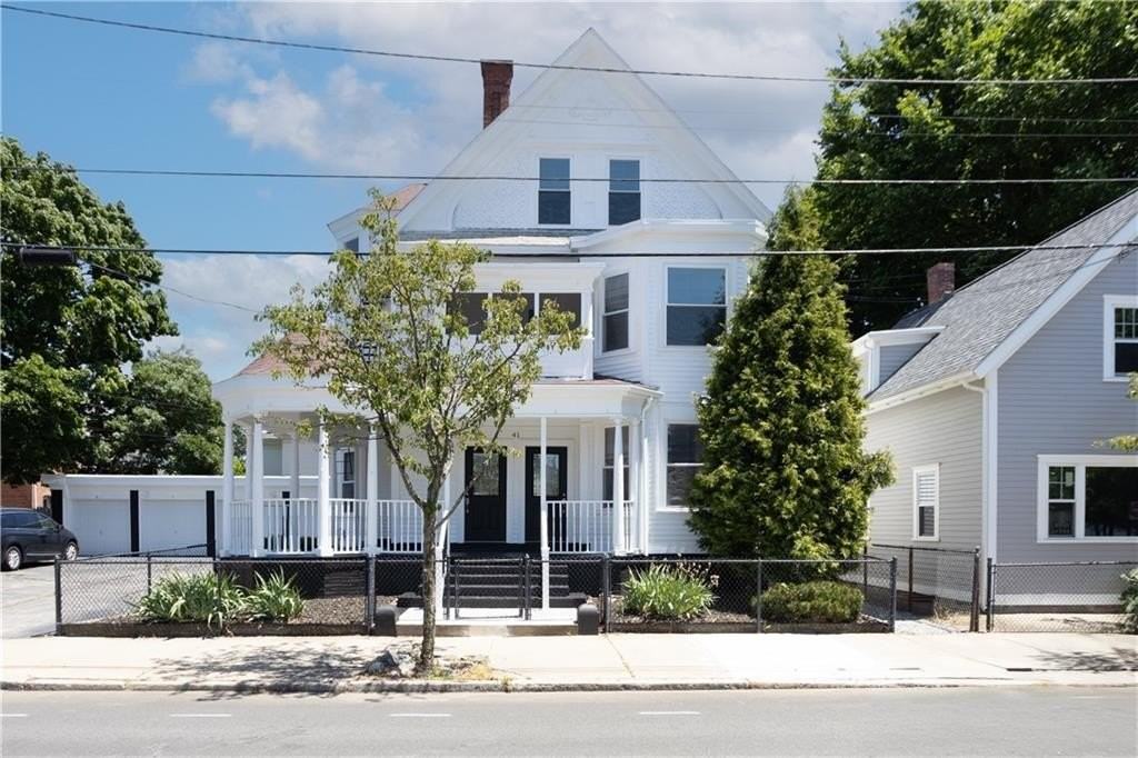 41 Almy St #2