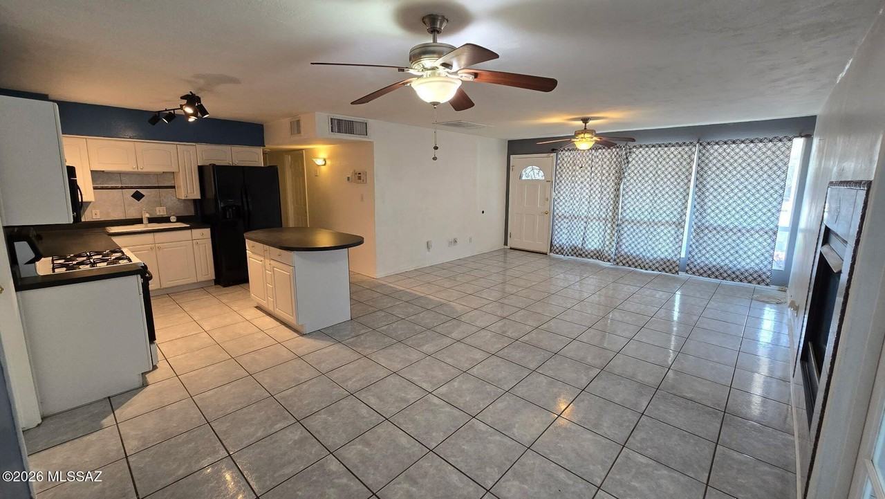 4050 S Kostka Ave - Photo 6 of 29