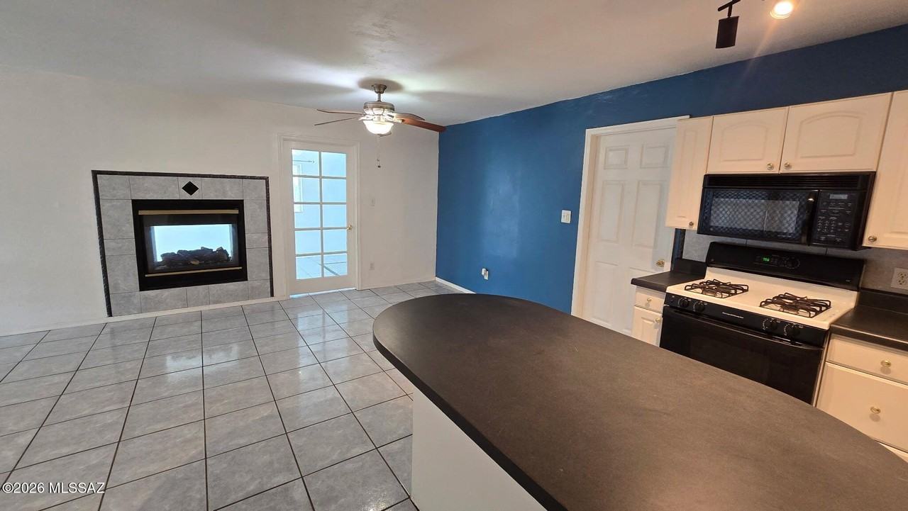 4050 S Kostka Ave - Photo 7 of 29