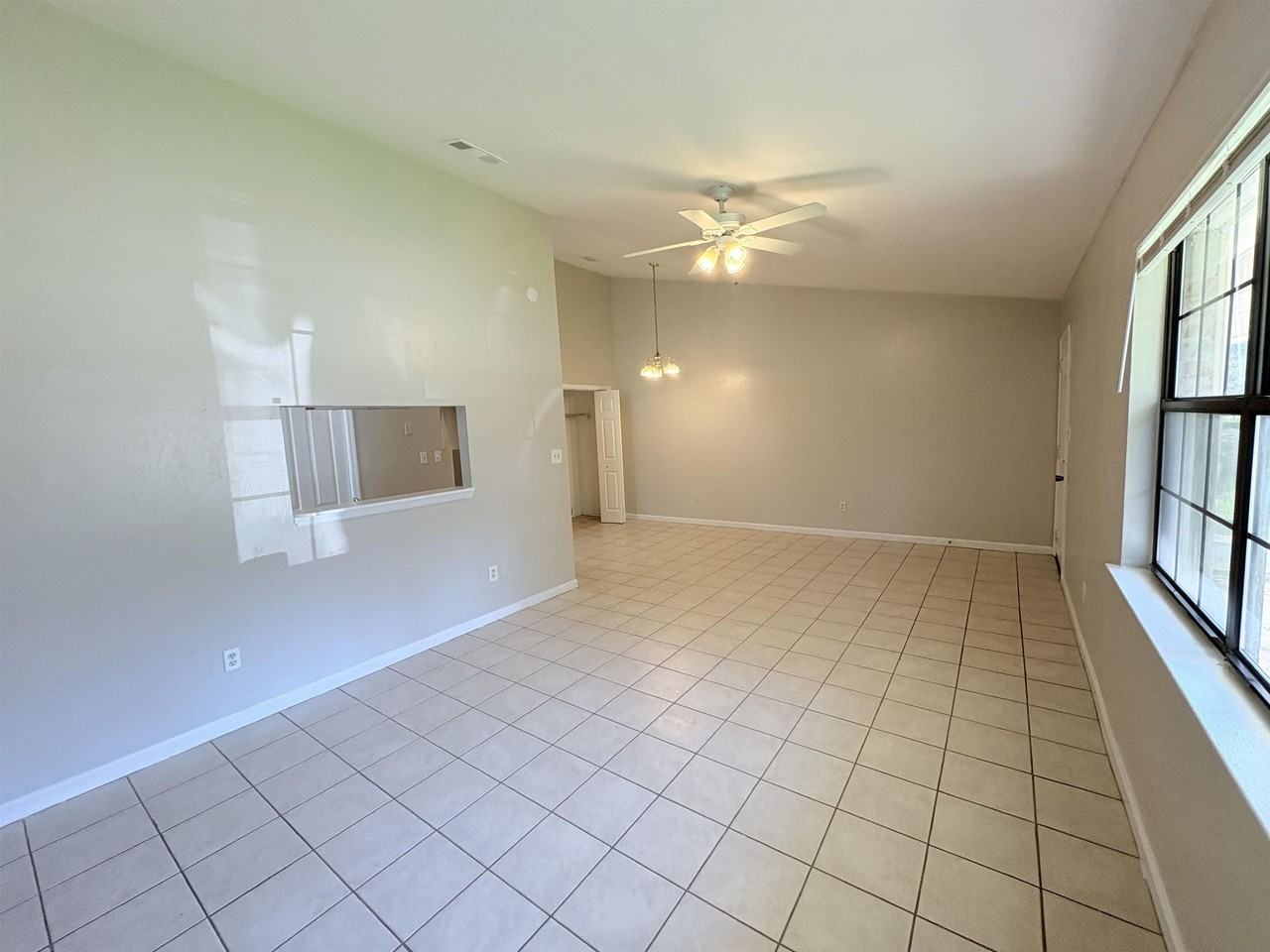 3245 Mound Dr - Photo 4 of 27