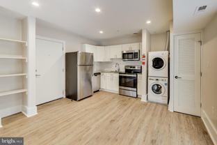 1904 Irving St Ne #102 - Photo 1 of 1