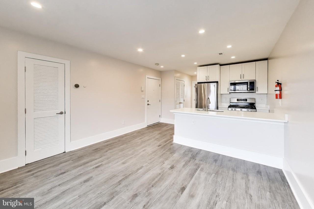 924 19th St Ne #3 - Photo 4 of 22
