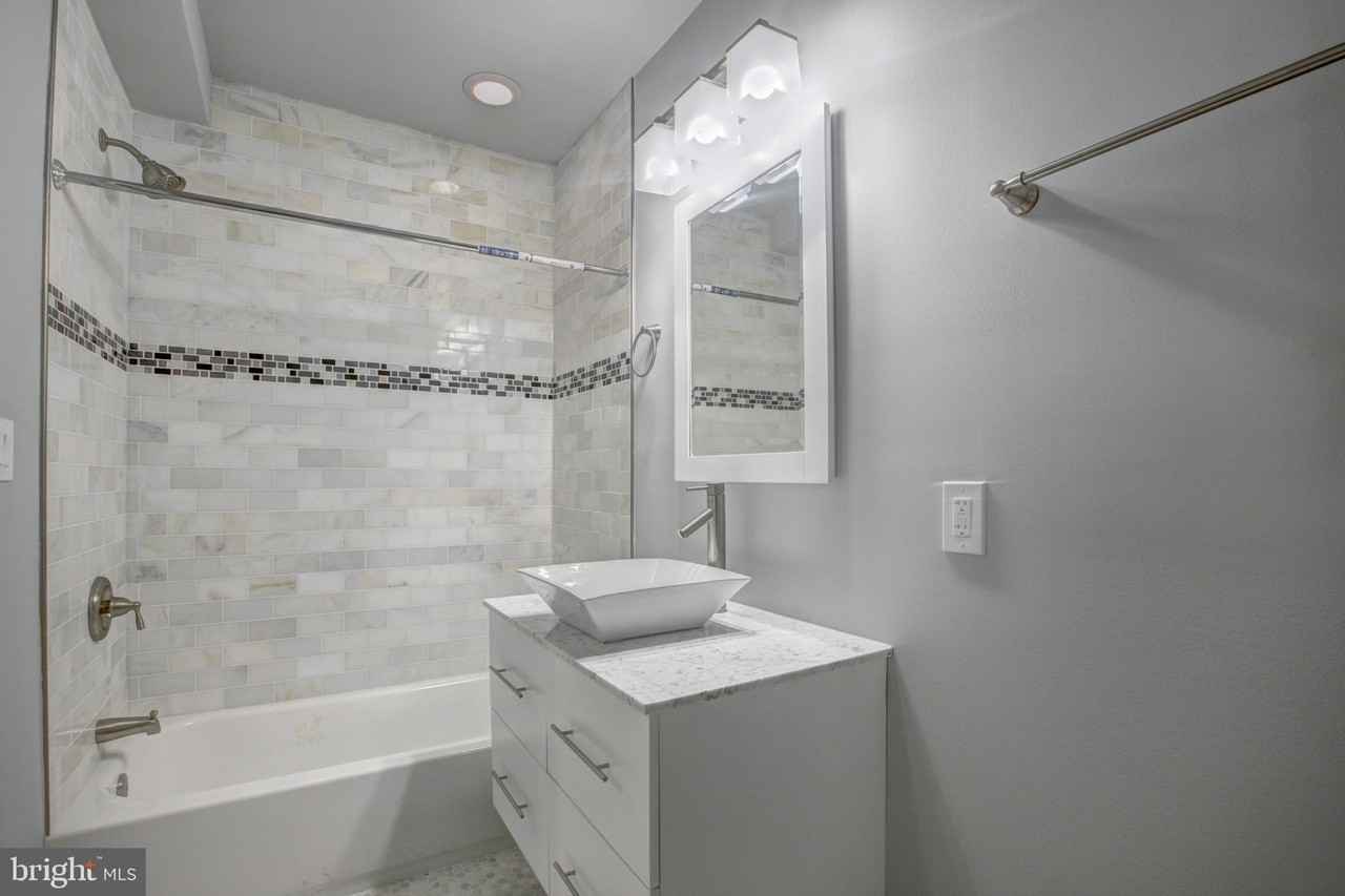 1827 Benning Rd Ne #204 - Photo 3 of 31