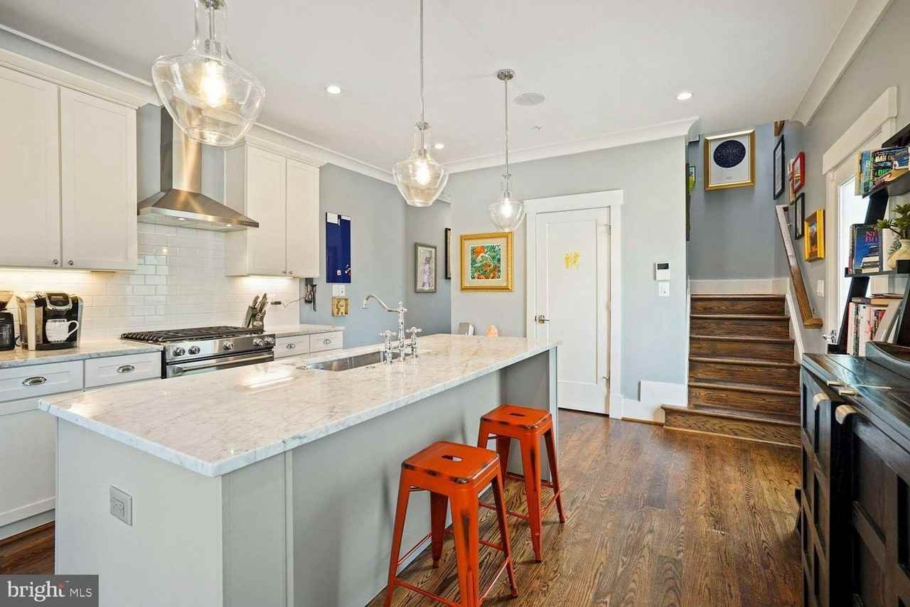 509 Franklin St Ne #1 - Photo 5 of 11