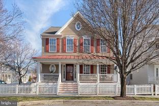 301 Adelaide Dr - Photo 1 of 1