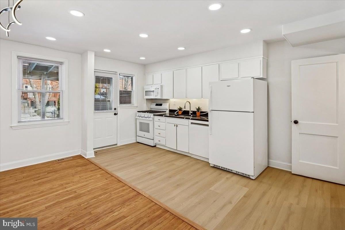 1612 Hardwick Rd - Photo 5 of 21