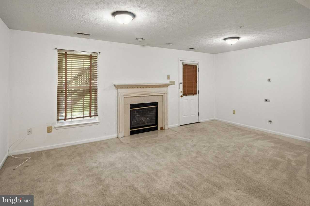 9805 Redwing Dr #9805 - Photo 5 of 30
