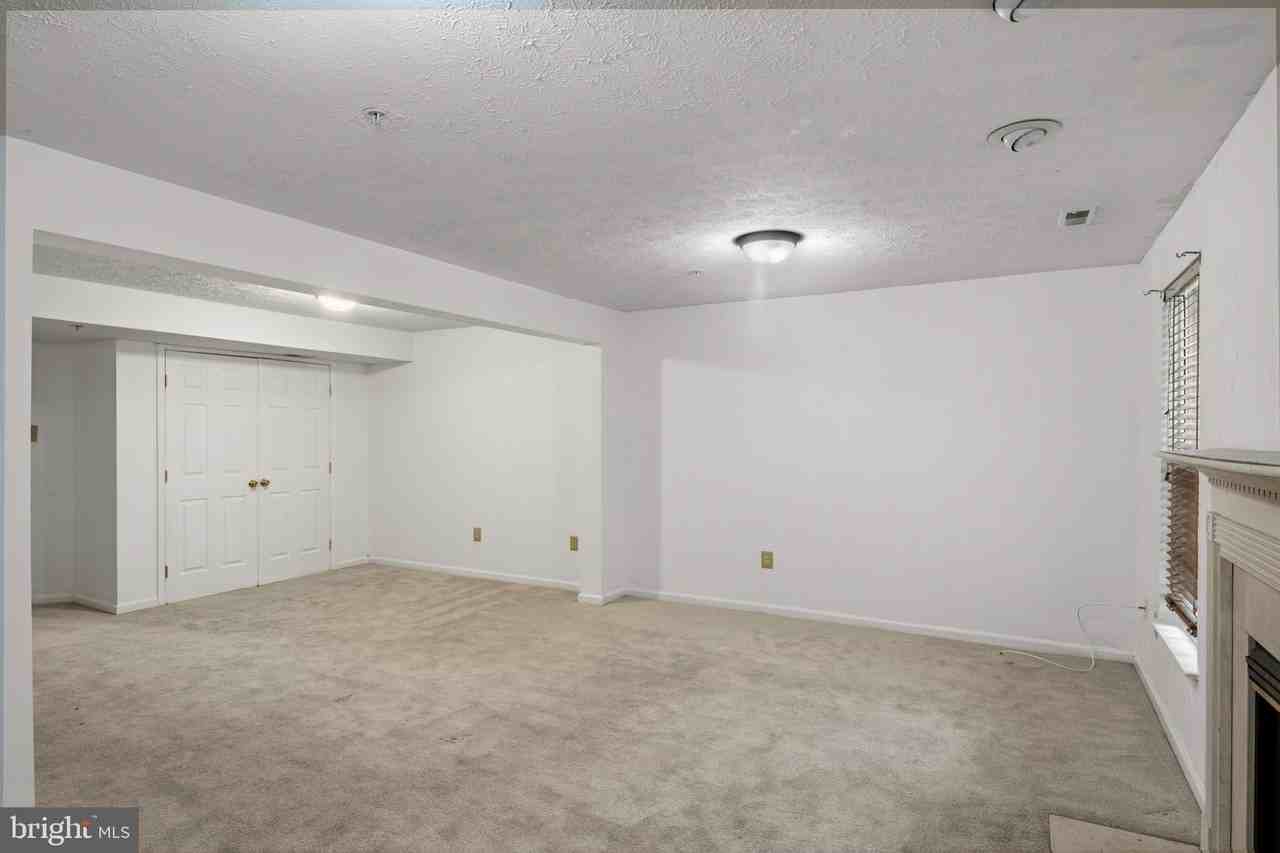 9805 Redwing Dr #9805 - Photo 6 of 30