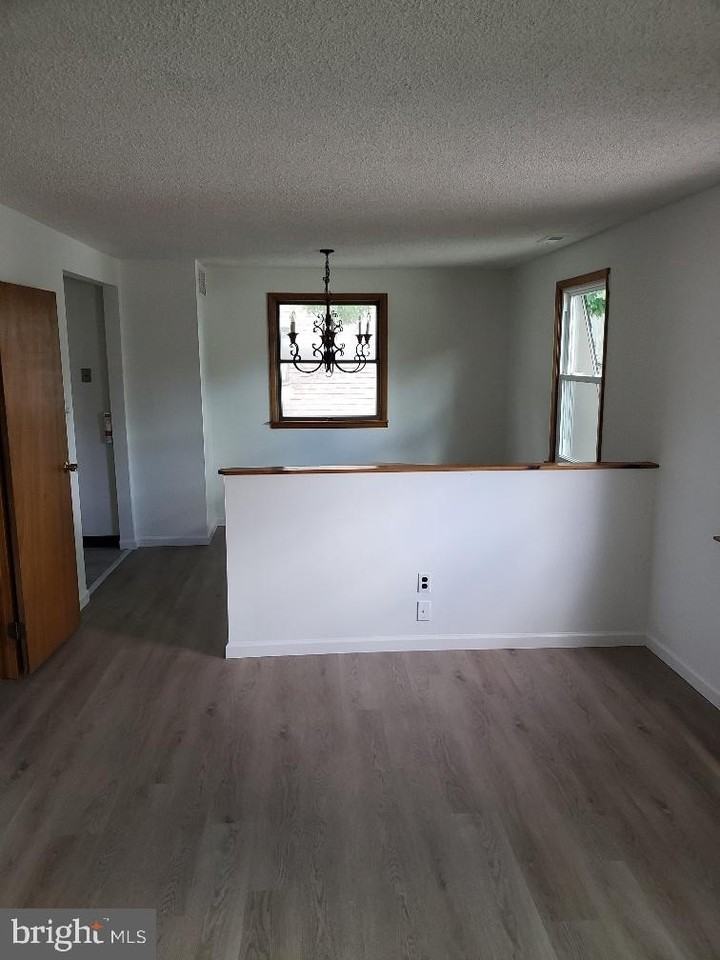 107 W Branch Ave - Photo 2 of 9