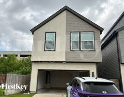 featured image of 305 N Centro Cir