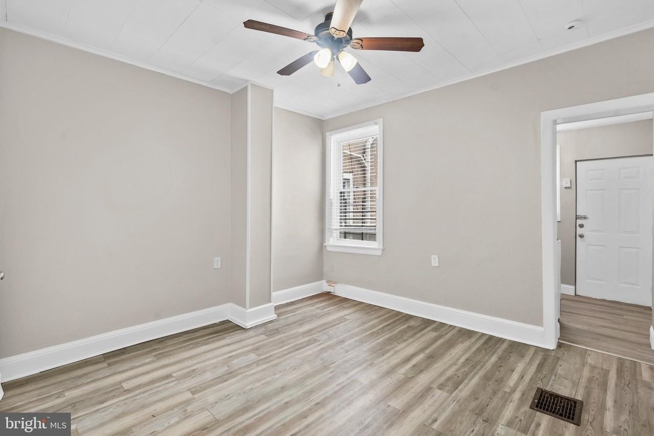 2546 E Dauphin St - Photo 5 of 25
