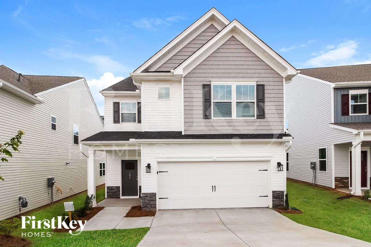 304 Ashborne Ln