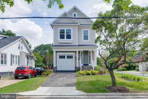 featured image of 934 19th St S