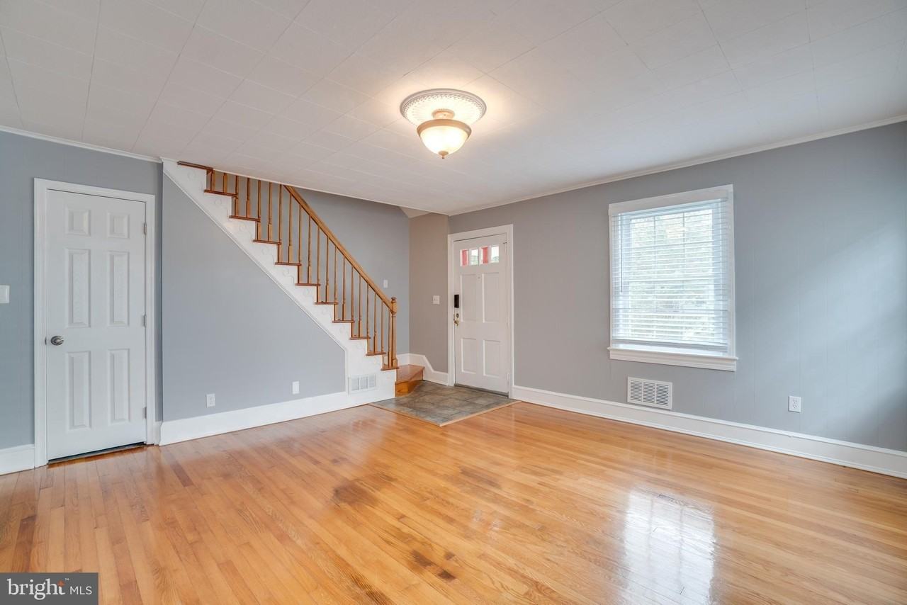 712 Freeman St - Photo 7 of 49
