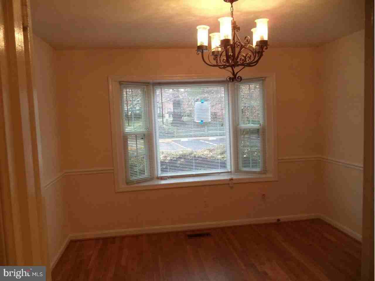 7027 Alicent Pl - Photo 4 of 15