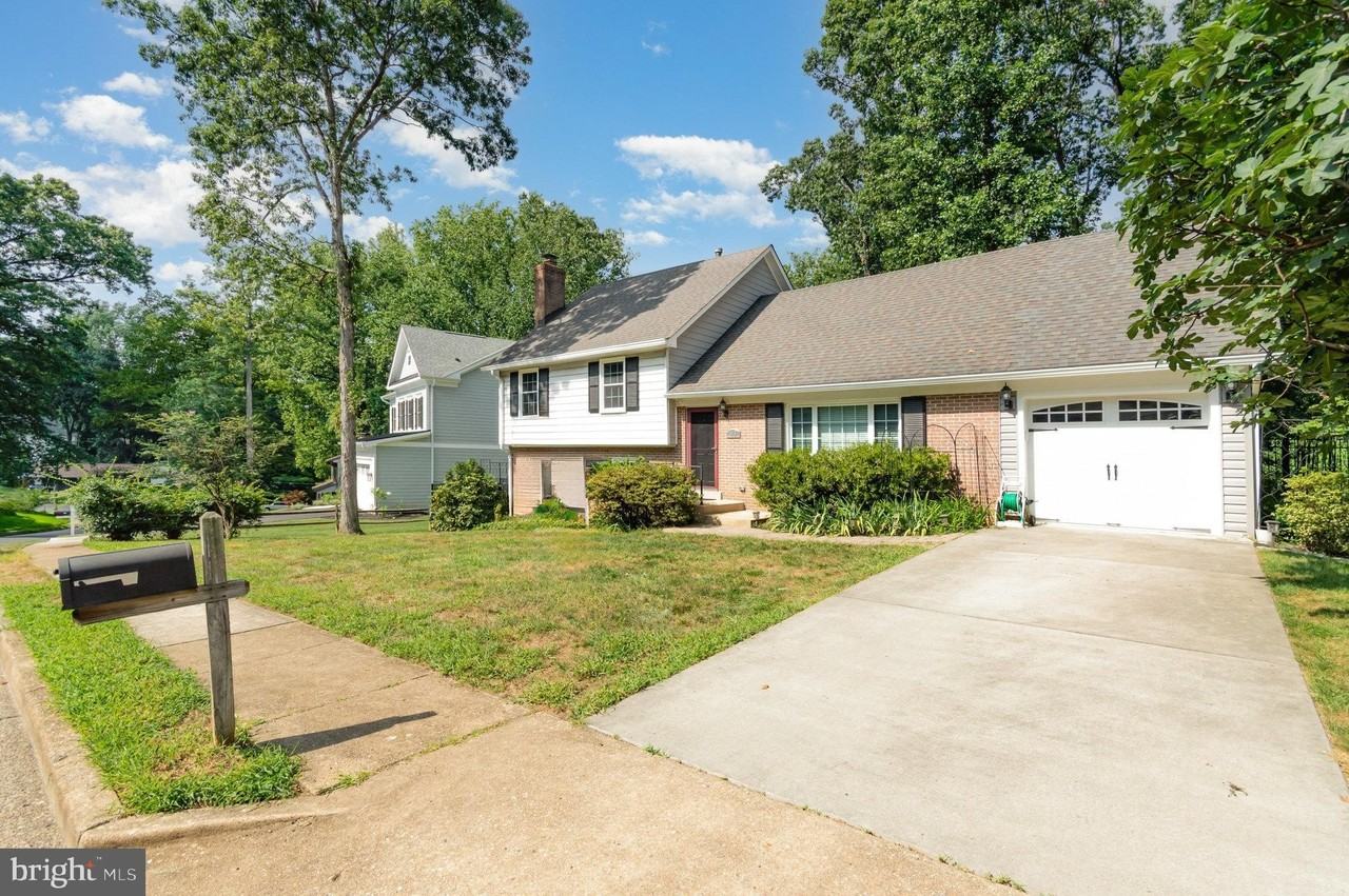 519 Woodland Ct Nw - Photo 2 of 35