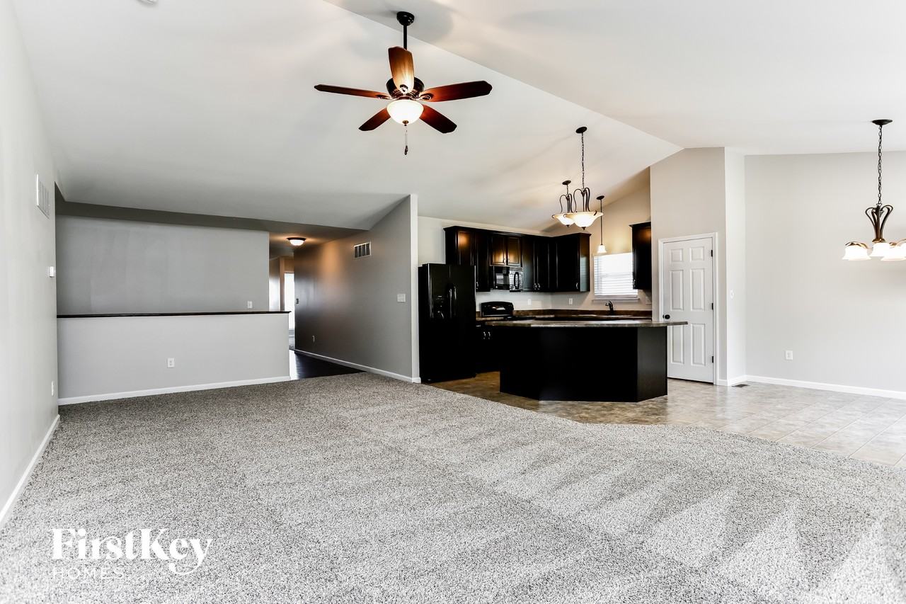 234 Wabash Woods Way - Photo 4 of 15