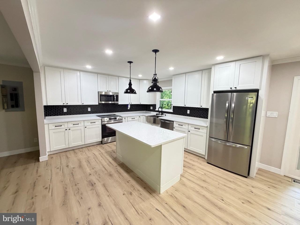 1901 Ridge Rd - Photo 4 of 26