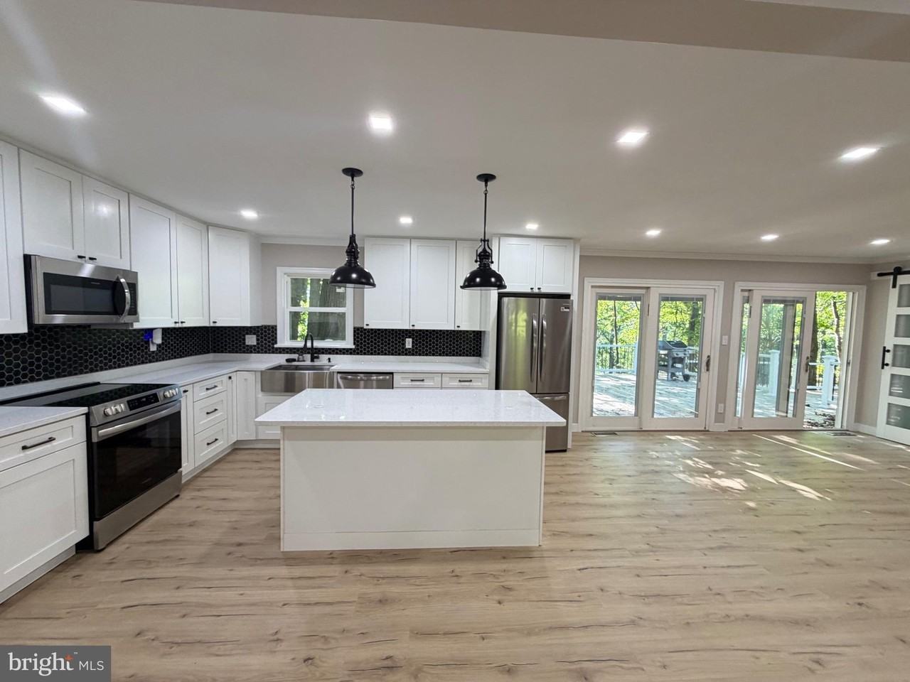 1901 Ridge Rd - Photo 5 of 26