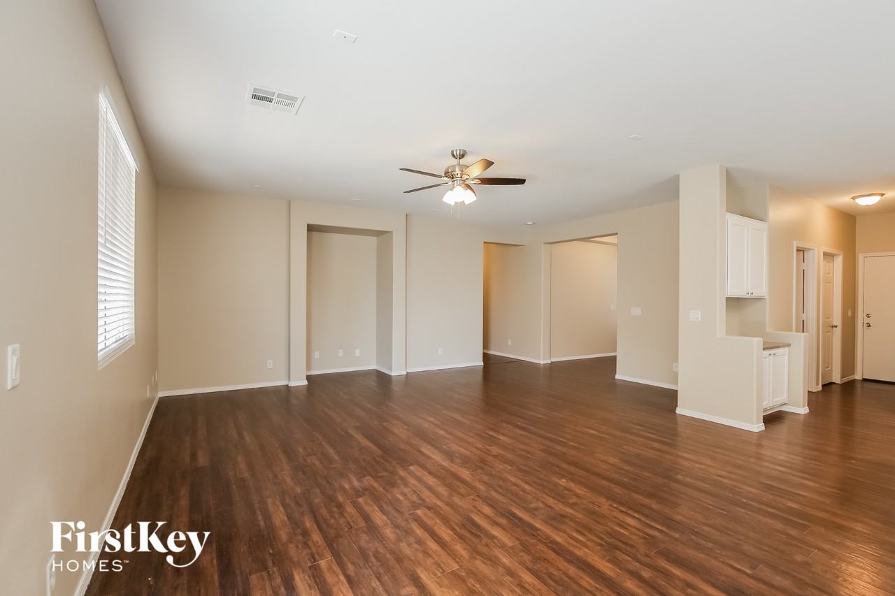 3858 China Cloud Dr - Photo 4 of 15
