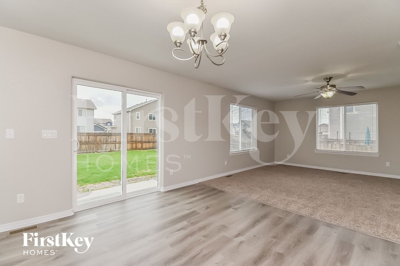 6173 Popper Dr - Photo 3 of 15