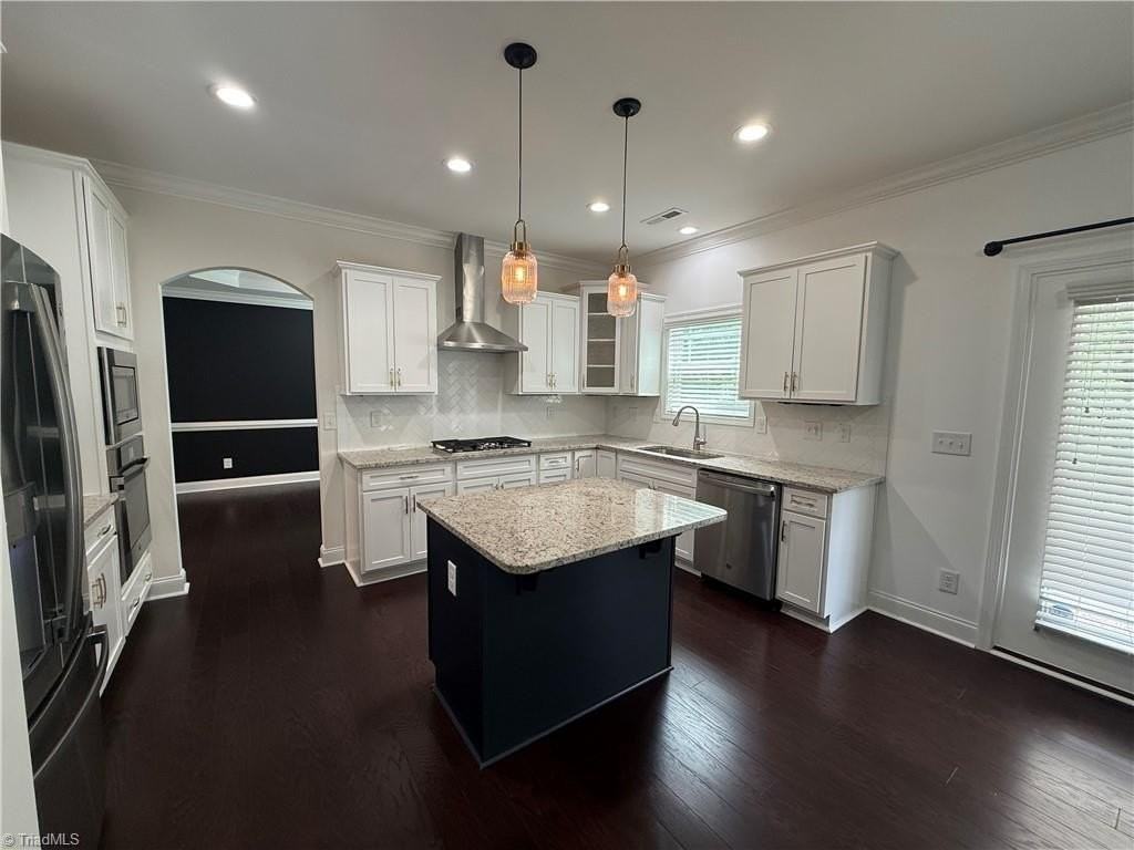 1103 Magenta Way - Photo 5 of 19