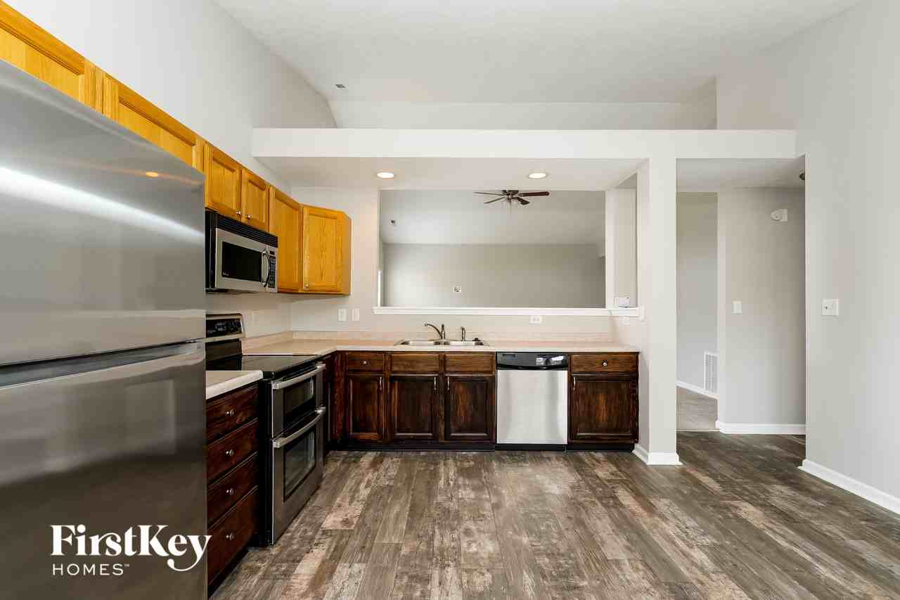 5631 Willowridge Ct - Photo 6 of 15