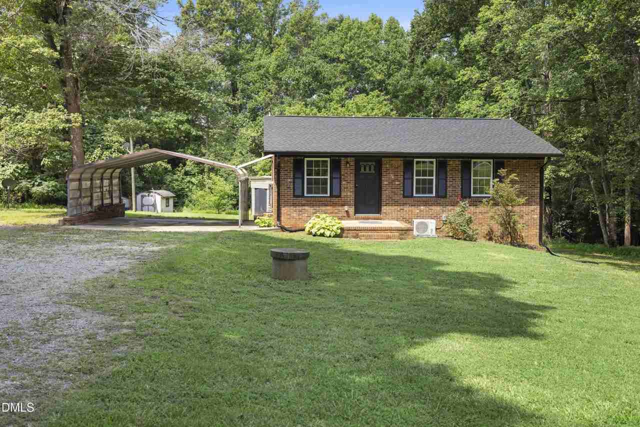 437 Woodsdale Rd - Photo 6 of 32