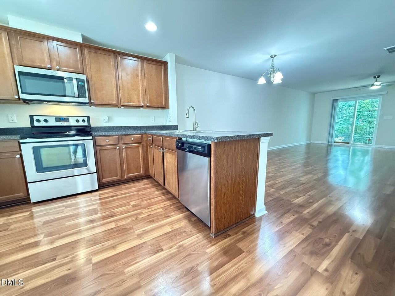 8527 Quarton Dr - Photo 2 of 41