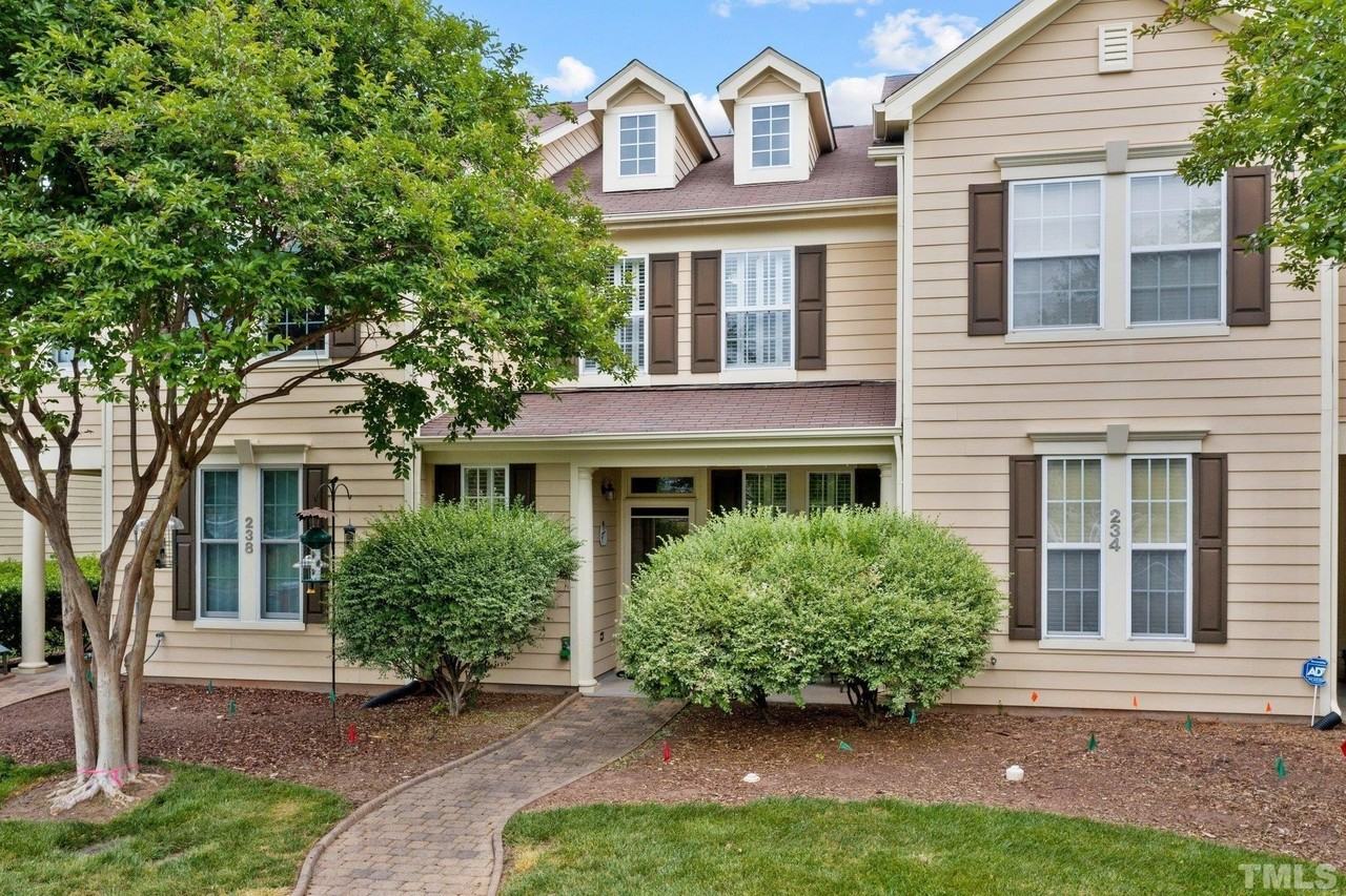 236 Duck Mill Cir - Photo 2 of 34