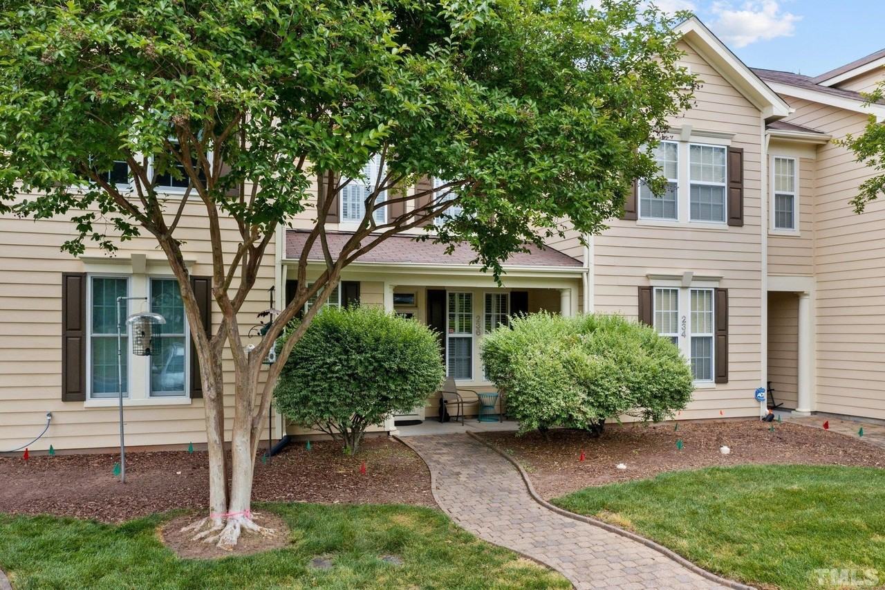 236 Duck Mill Cir - Photo 4 of 34