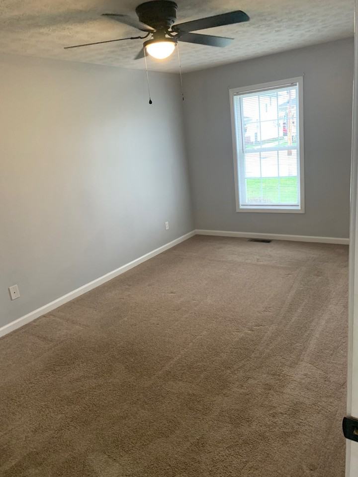 624 McCLUNG AVE - Photo 6 of 16