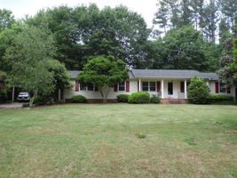 featured image of 1107 Shoreview Dr