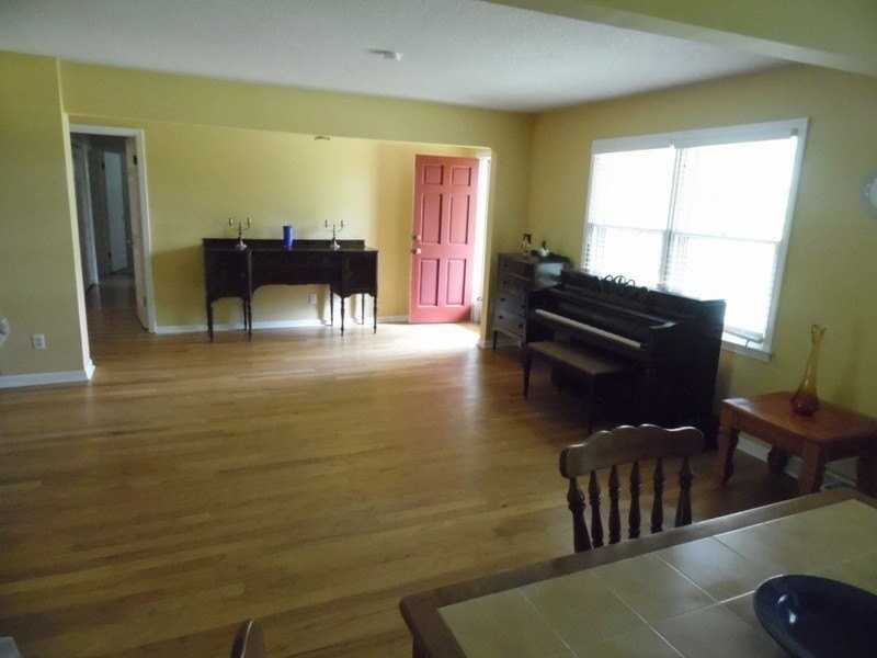 1107 Shoreview Dr - Photo 4 of 20
