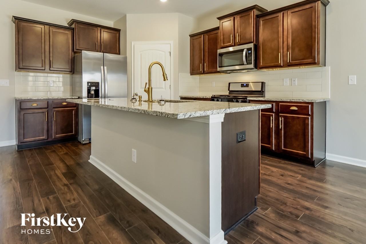 229 Park View Cir - Photo 6 of 15