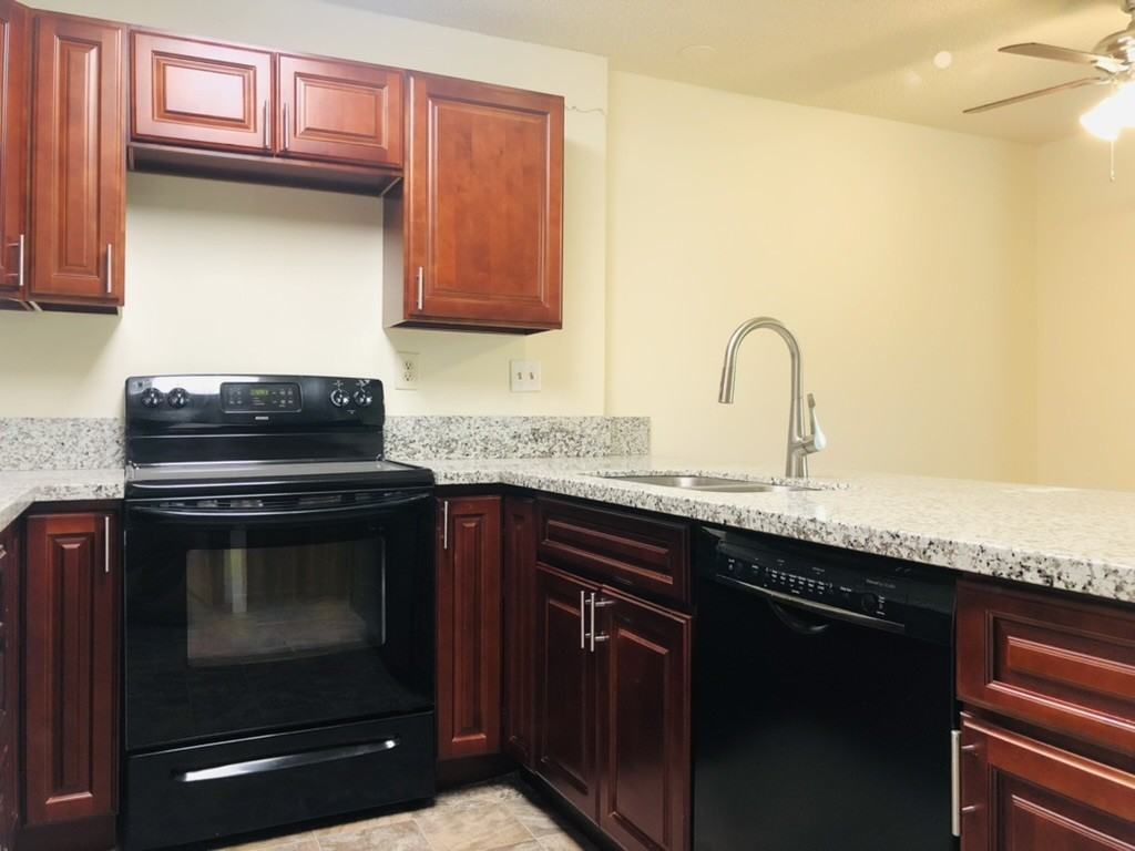 13121 SE Division St. - Photo 4 of 24