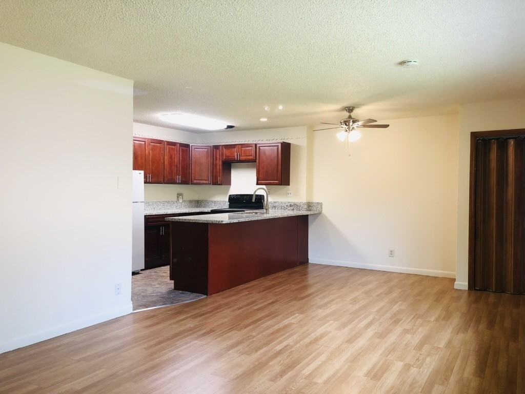 13121 SE Division St. - Photo 7 of 24