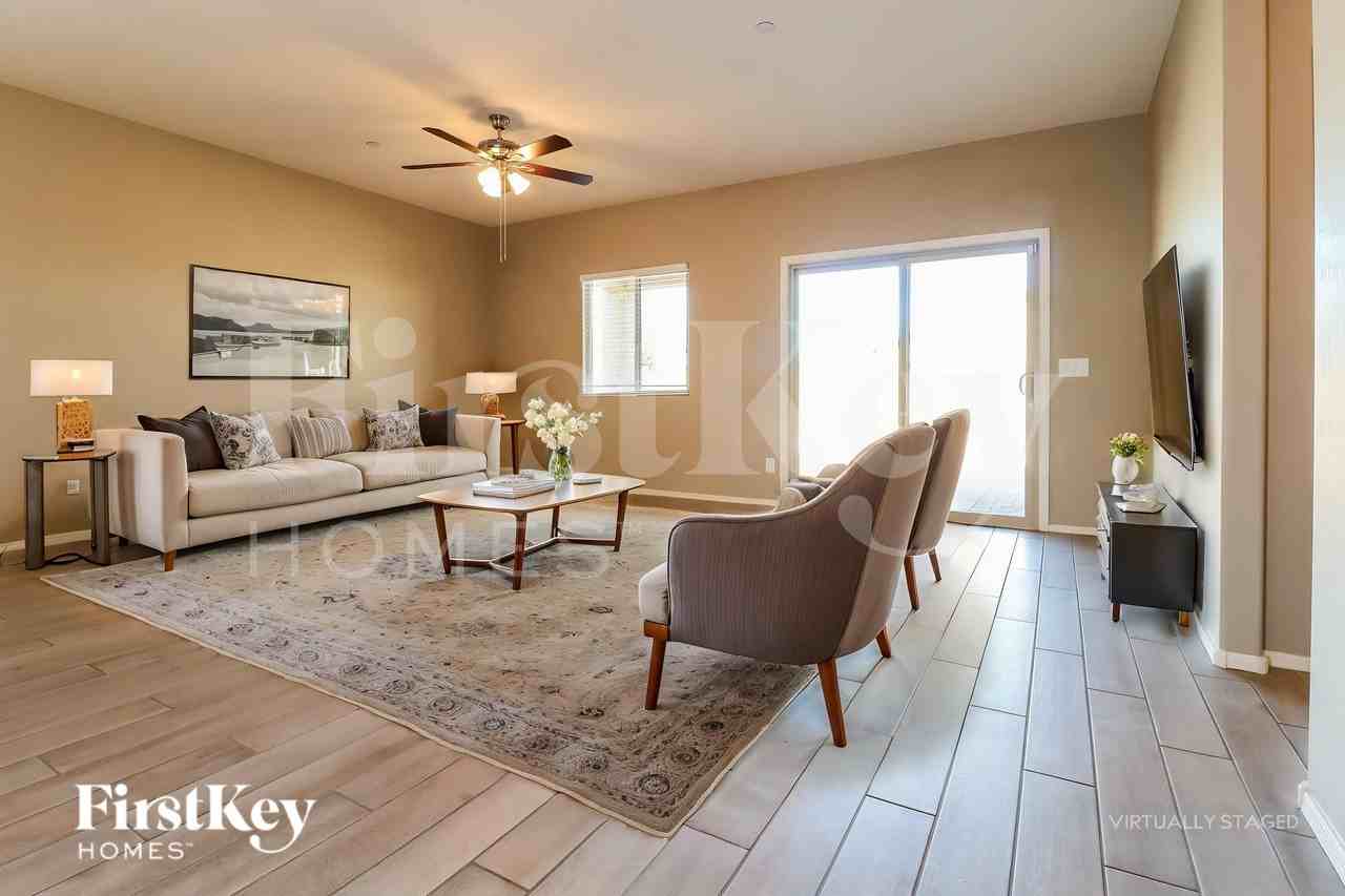 21380 W Monte Vista Rd - Photo 4 of 18