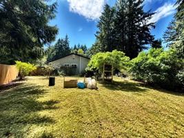featured image of 716 Parkway Ct Ne #1