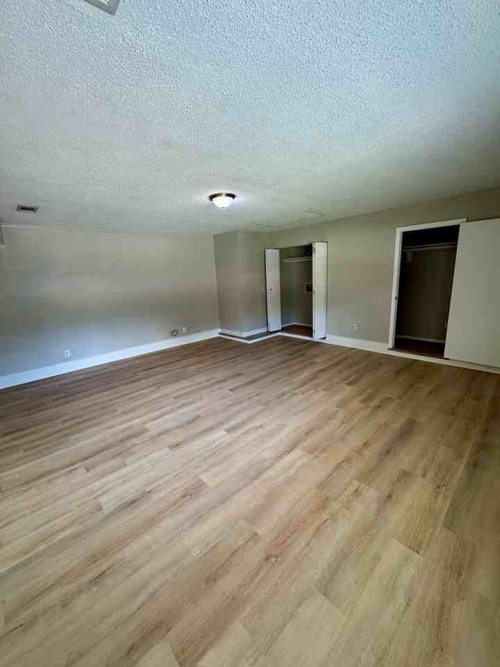 6000 Lindy Ln #1 - Photo 6 of 14