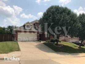 612 Celeste Ln - Photo 1 of 1